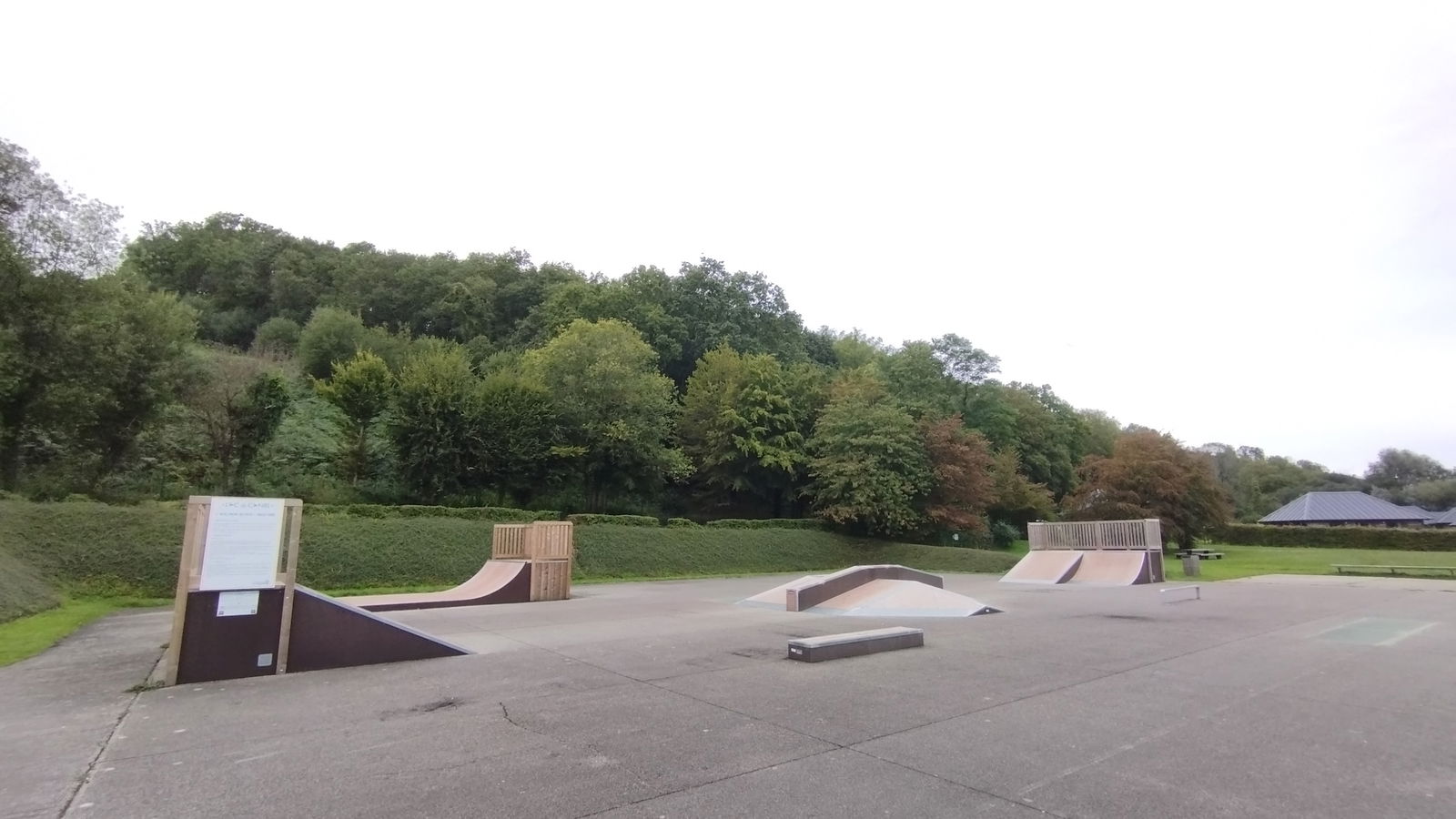 Skatepark du Lac de Caniel